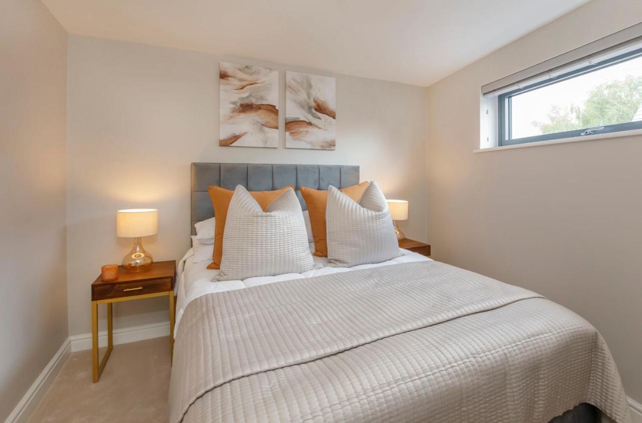 Crescent Court Modern And Luxurious Apartments York Buitenkant foto