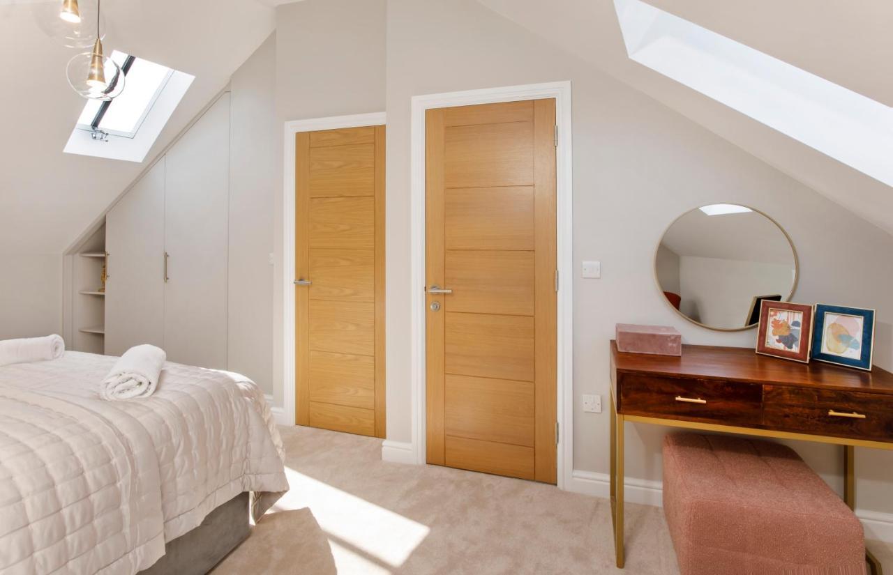 Crescent Court Modern And Luxurious Apartments York Buitenkant foto