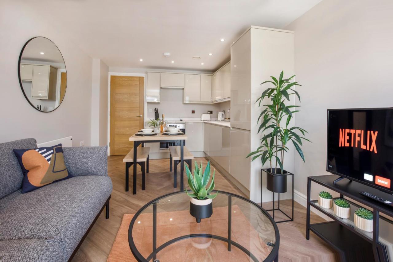 Crescent Court Modern And Luxurious Apartments York Buitenkant foto