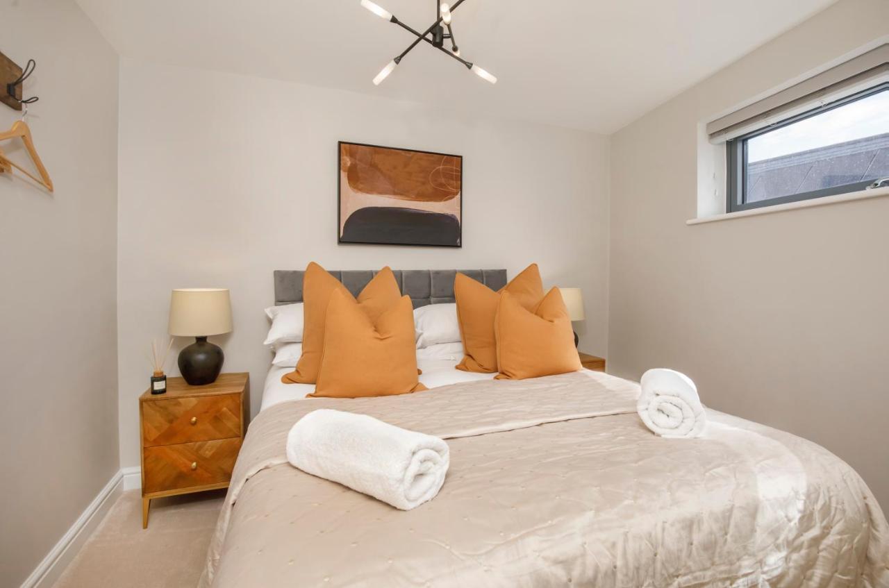 Crescent Court Modern And Luxurious Apartments York Buitenkant foto