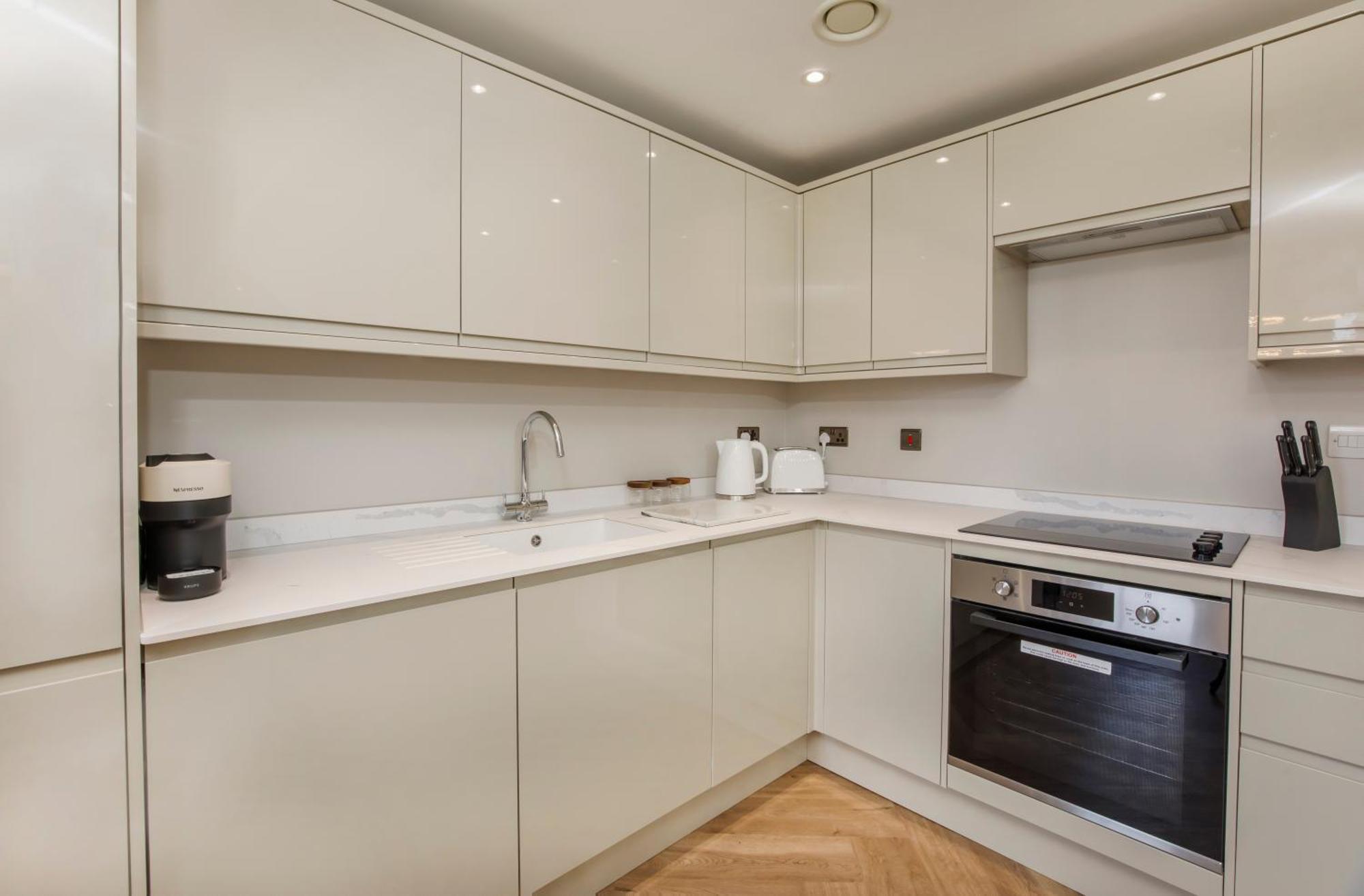 Crescent Court Modern And Luxurious Apartments York Buitenkant foto